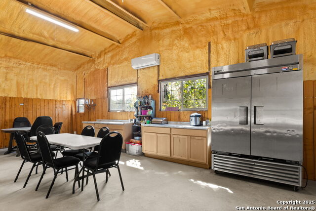 Listing photo id 32 for 15835 Us Highway 90 E