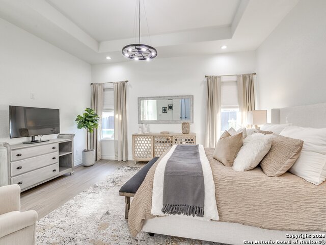 Image 17 of 43 For 218 Edgewood Cir