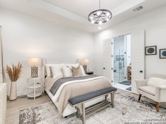 Image 18 of 43 For 218 Edgewood Cir