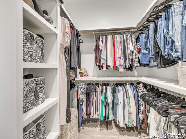 Image 24 of 43 For 218 Edgewood Cir