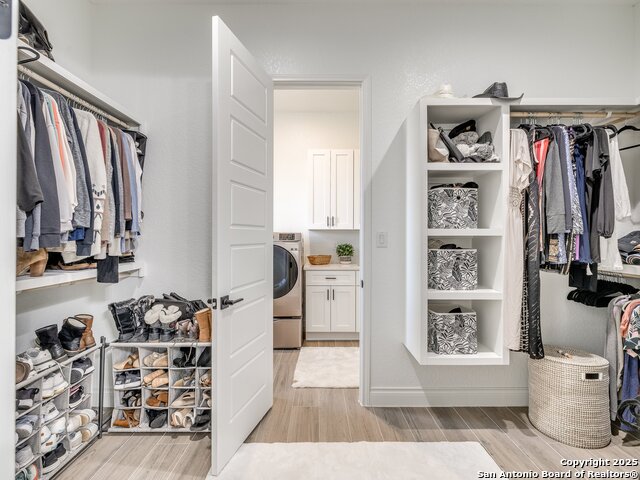 Image 25 of 43 For 218 Edgewood Cir