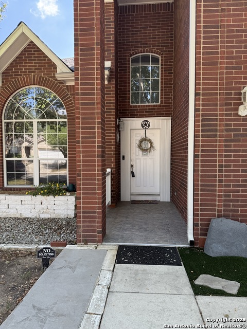 Image 2 of 49 For 2710 Montebello