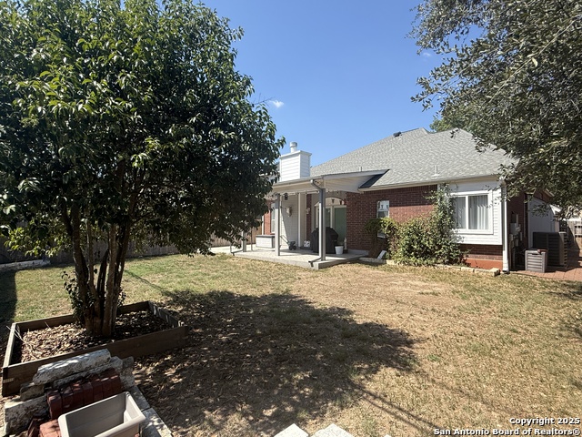 Image 21 of 49 For 2710 Montebello