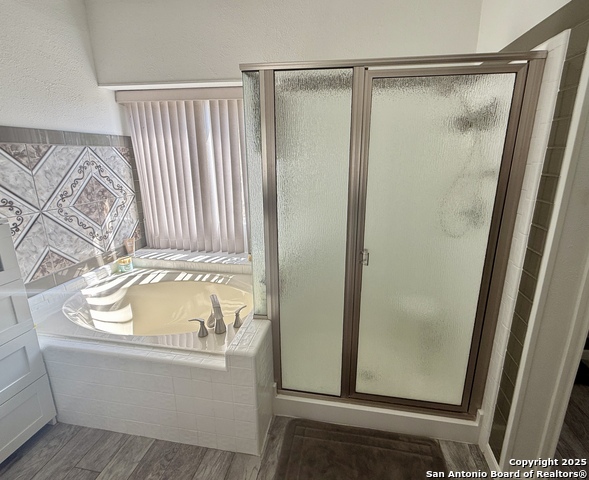 Image 28 of 49 For 2710 Montebello