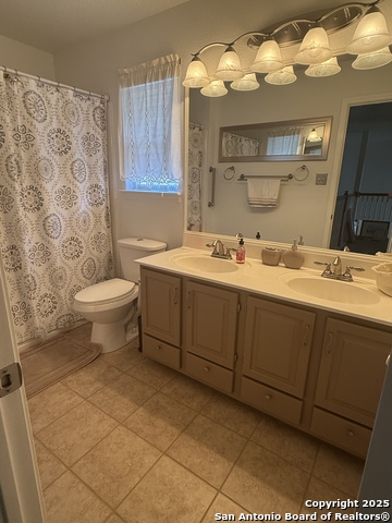 Image 38 of 49 For 2710 Montebello