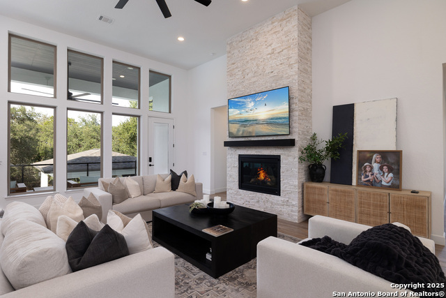 Image 13 of 40 For 1214 Stone Gully