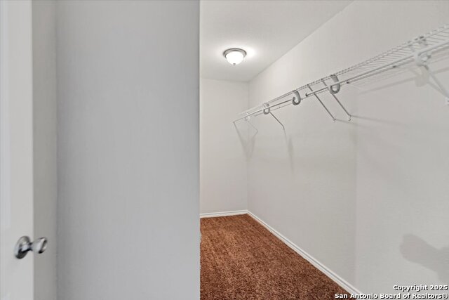 Image 16 of 26 For 450 Millwood Ln