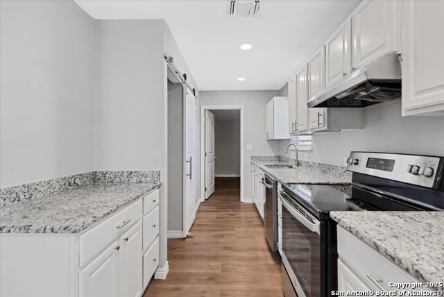 Image 5 of 26 For 450 Millwood Ln