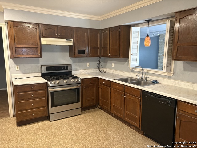 Image 4 of 9 For 13734 Wood Point