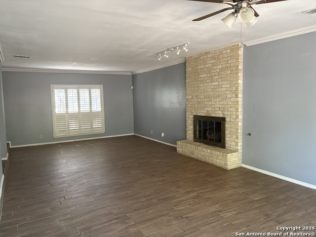 Image 4 of 10 For 13734 Wood Point