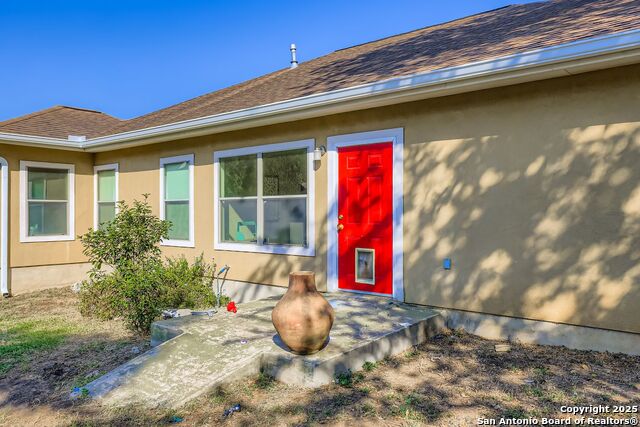 Listing photo id 21 for 118 Santa Fe