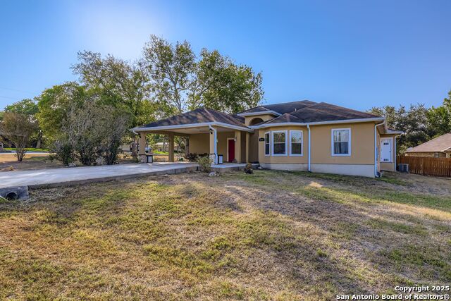 Listing photo id 22 for 118 Santa Fe