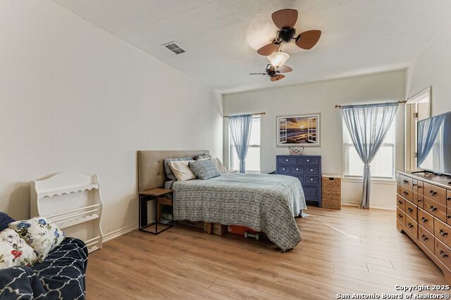 Listing photo id 23 for 118 Santa Fe