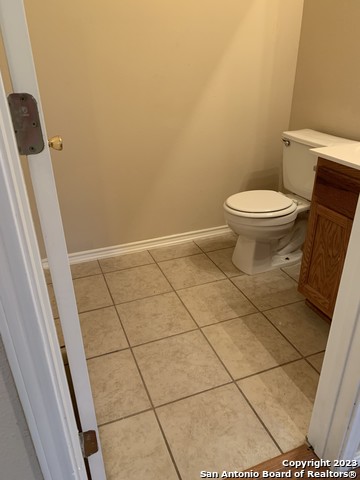 Image 13 of 30 For 13514 Riverbank Pass