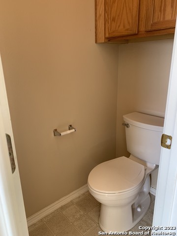 Image 20 of 30 For 13514 Riverbank Pass