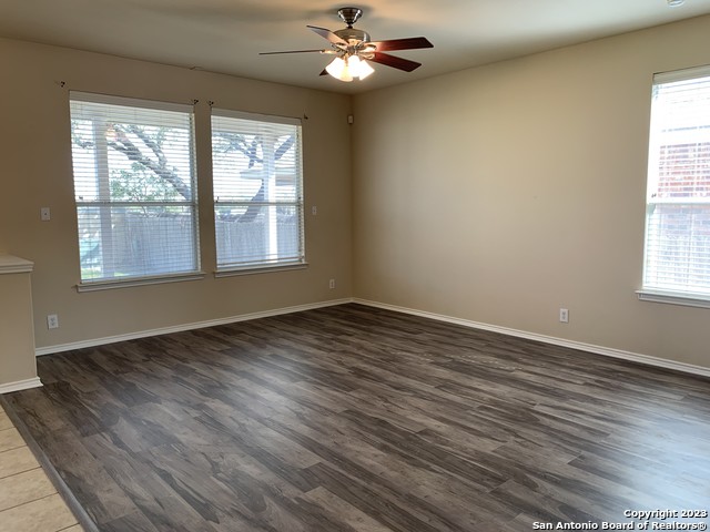 Image 6 of 30 For 13514 Riverbank Pass