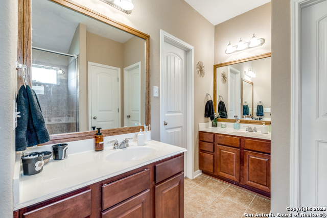 Listing photo id 13 for 6722 Pleasant Bay