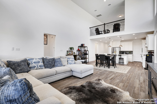 Image 14 of 38 For 24110 Sidehill Lie