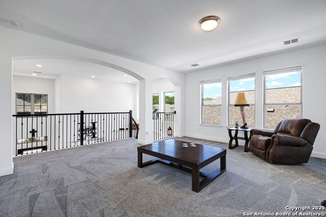 Image 25 of 38 For 24110 Sidehill Lie