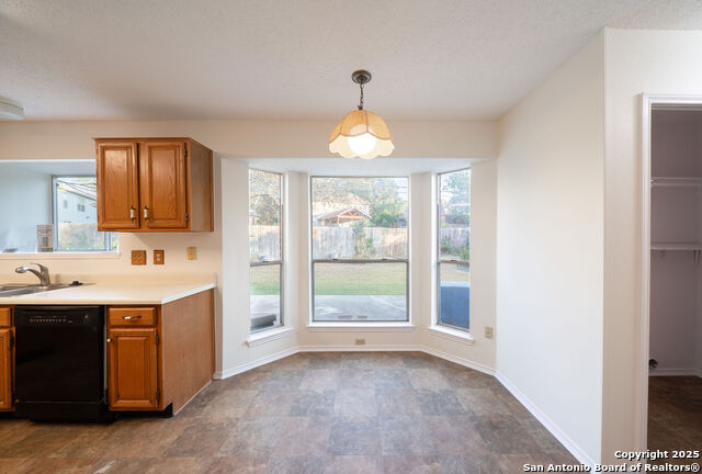 Image 11 of 27 For 1004 Jasper Hill