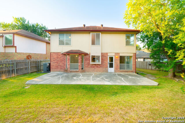 Image 22 of 27 For 1004 Jasper Hill