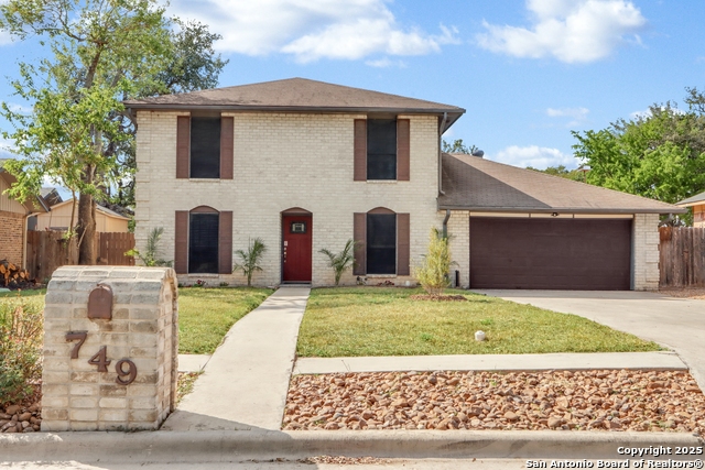 Details for 749 Summerwood, New Braunfels, TX 78130
