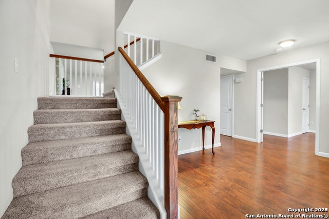 Image 34 of 45 For 749 Summerwood