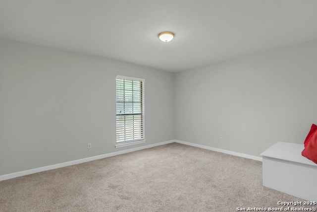 Image 43 of 45 For 749 Summerwood