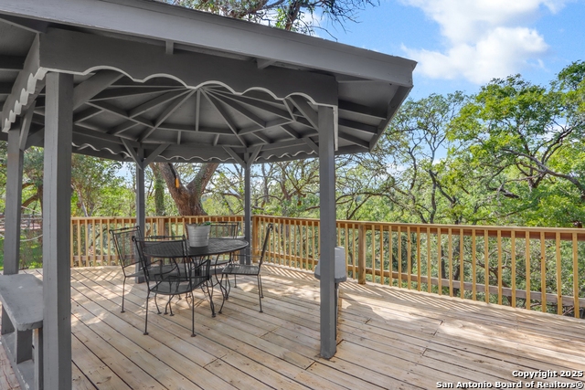Image 6 of 45 For 749 Summerwood