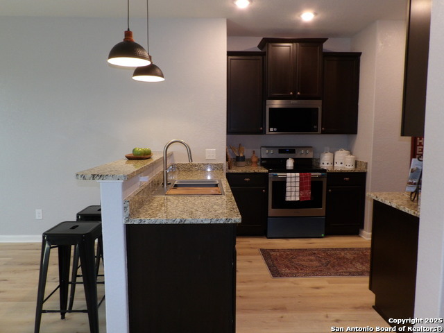 Listing photo id 11 for 6310 Aster