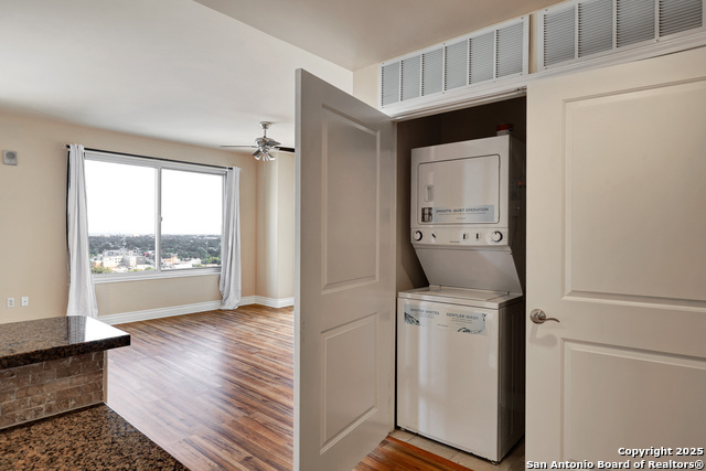 Image 17 of 34 For 215 Center St.  1905