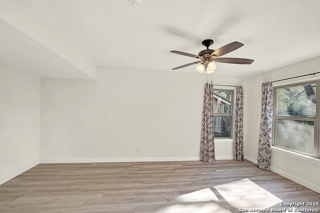 Image 23 of 42 For 10806 Dreamland