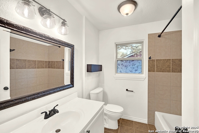 Image 30 of 42 For 10806 Dreamland