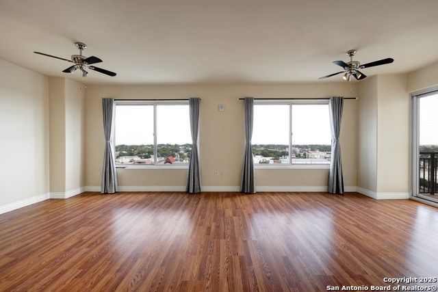 Image 9 of 34 For 215 Center St. 1205