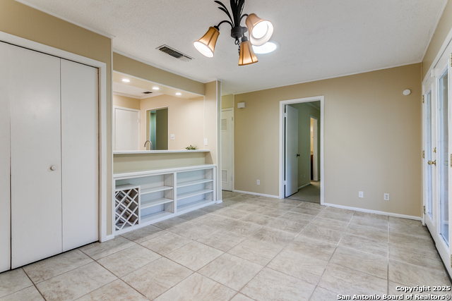 Image 13 of 19 For 5007 Arbor Ridge