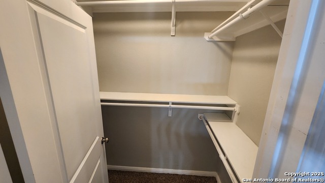 Listing photo id 12 for 171 Tedder  