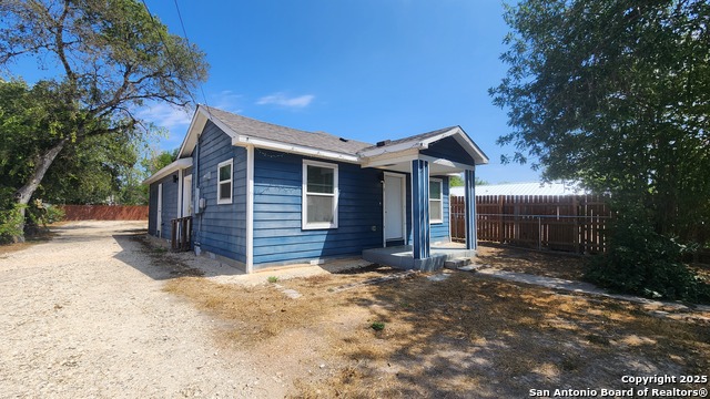 Listing photo id 0 for 171 Tedder  