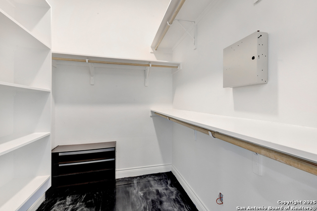 Image 16 of 55 For 5833 Copper Valley