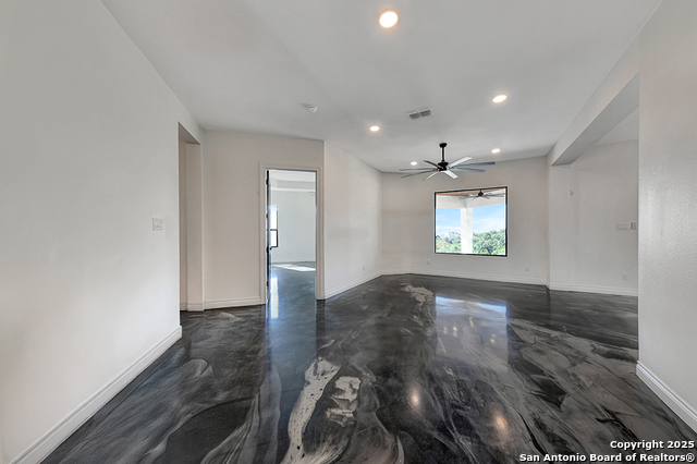 Image 24 of 55 For 5833 Copper Valley