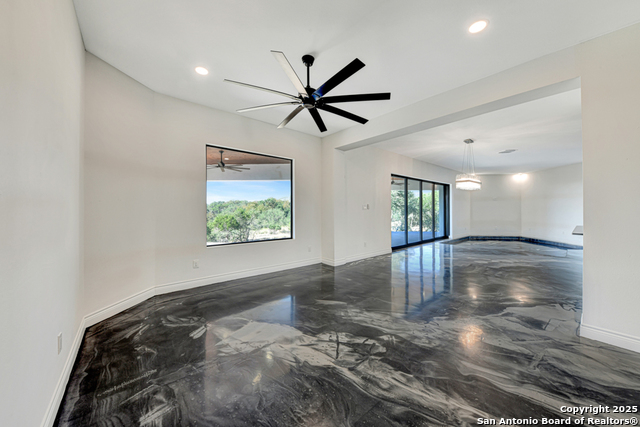 Image 25 of 55 For 5833 Copper Valley