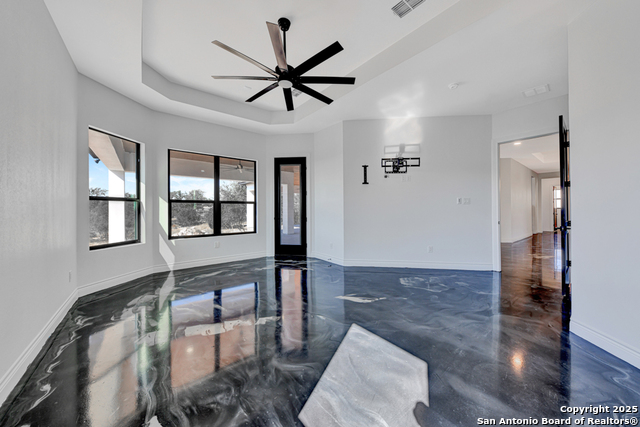 Image 33 of 55 For 5833 Copper Valley