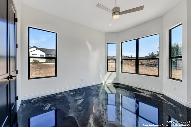 Image 34 of 55 For 5833 Copper Valley