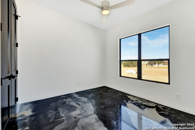 Image 37 of 55 For 5833 Copper Valley