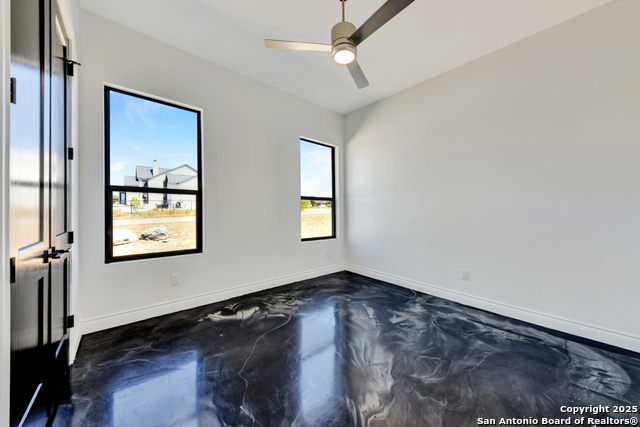 Image 39 of 55 For 5833 Copper Valley