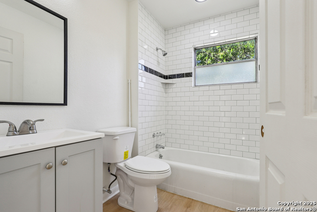 Image 14 of 22 For 4307 Skelton