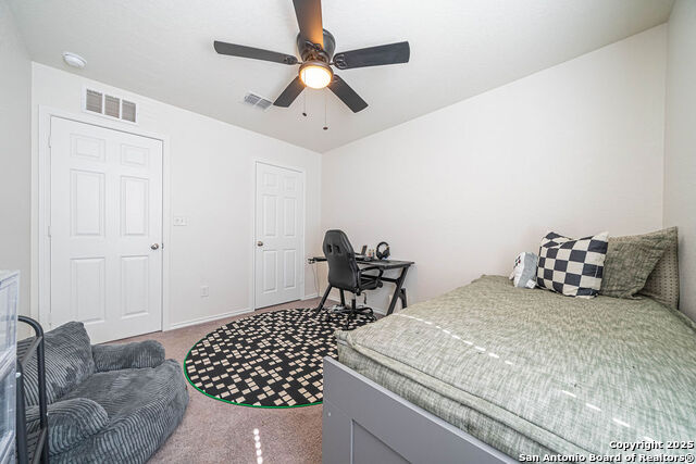 Image 20 of 40 For 12074 Canyon Rock Ln