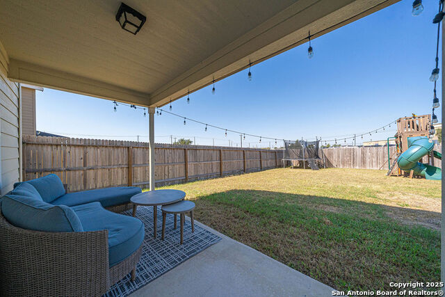 Image 34 of 40 For 12074 Canyon Rock Ln