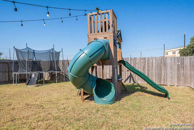 Image 37 of 40 For 12074 Canyon Rock Ln
