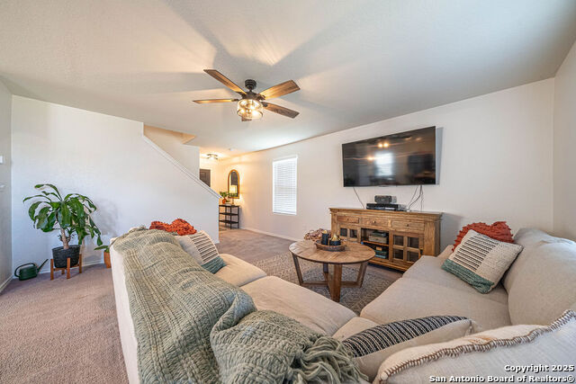 Image 9 of 40 For 12074 Canyon Rock Ln