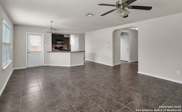 Listing photo id 9 for 11619 Hidden Ter